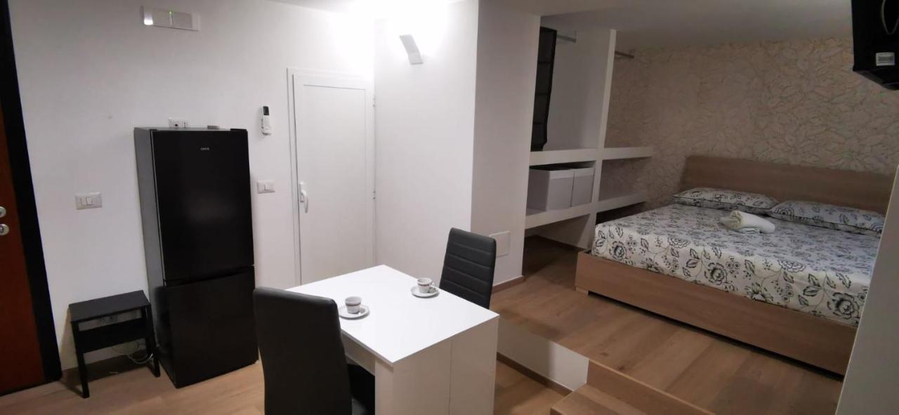 Francy'S House Apartment Triggiano Ngoại thất bức ảnh